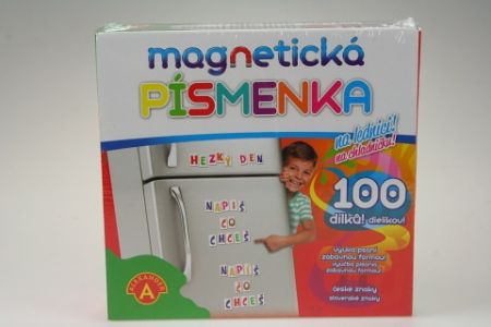 Magnetická písmenka-na lednici