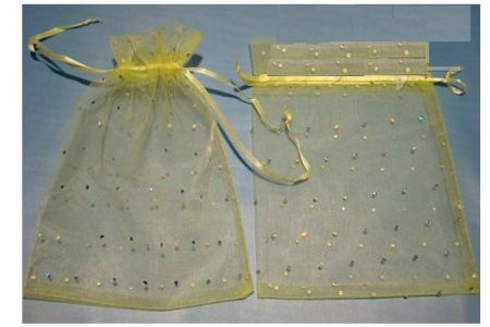 Sáček organza 21x31cm krémový s puntíkem kamínky 2293