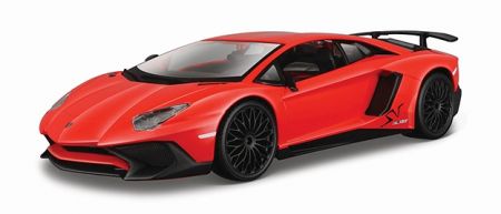 Bburago 1:24 Plus Lamborghini Aventador LP 750-4 SV Red