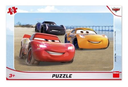 Puzzle deskové Cars závodí 15 dílků