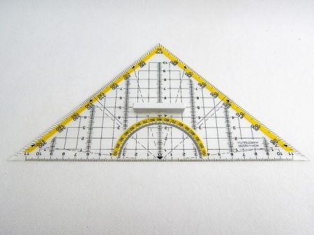 KOH-I-NOOR Trojúhelník 45/177 s držákem 703044 transparentní