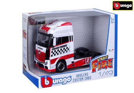 Bburago 1:43 MB Actros Gigaspace Red/White