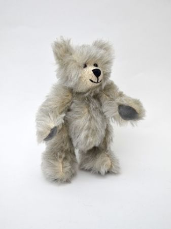Medvěd 20 cm kloubový, šedý melír
