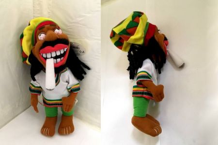 Rastaman plyšový 28cm stojící s cigaretou