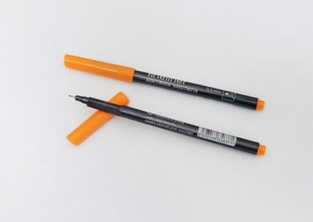 KOH-I-NOOR Popisovač fine liner 7021 oranž světlá