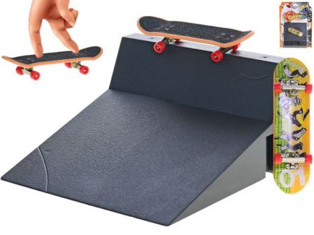 Skateboard 9,5cm kov s rampou