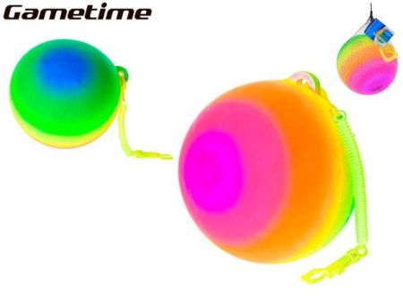 Gametime míč 21cm duhový na pružince v síťce
