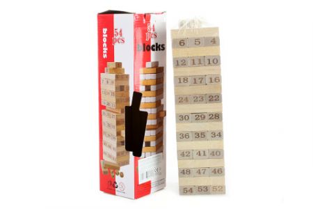 Dřevěná jenga věž