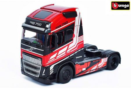 Bburago 1:43 Volvo FH16 Globetrotter 750 XXL - Red