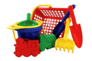 LORI 234 Sada na písek (košík, kyblík, síto, 2 lopatky, rýč, hrabičky,2 bábovky)