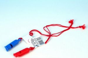 Píštalka signální plast 7cm se šňůrkou na krk 2 barvy