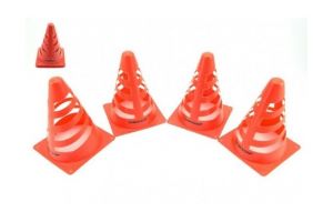 Kužely 4ks plast 18cm