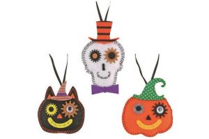 Kočka,dýně,lebka z filcu na zavěšení 8cm