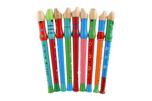 Flétna malovaná dřevo 33cm v sáčku, mix barev