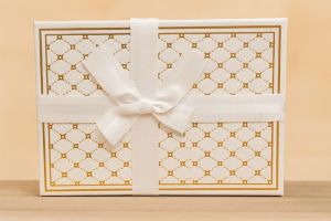 Dárková krabička bílá malá