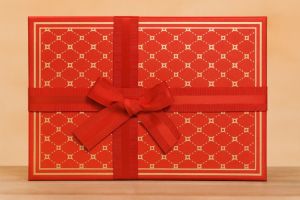 Dárková krabička červená střední