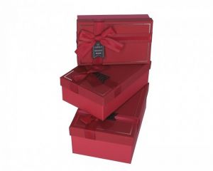 Dárková krabička s mašlí – červená elegance střední